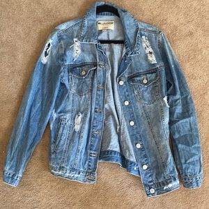 Wallflower size M distressed jean jacket